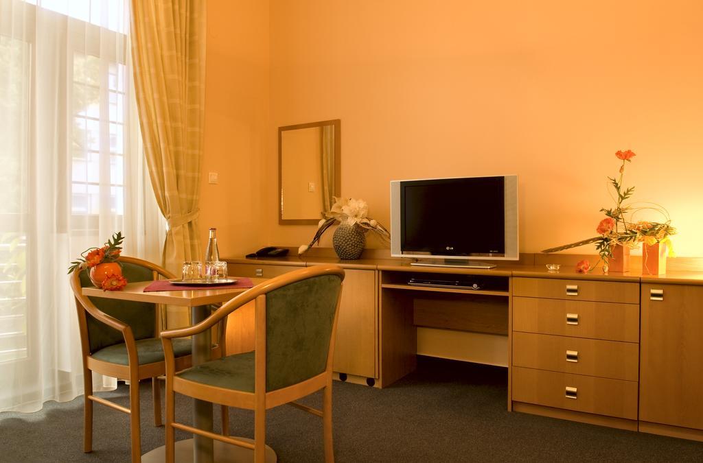 Penzion Franko Zvolen Chambre photo